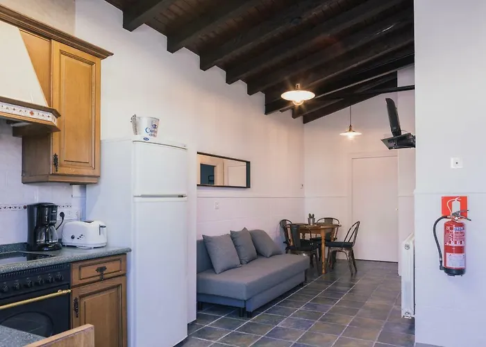 Makala Apartamentuak Villa *