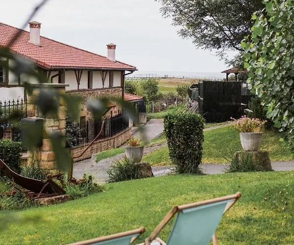 Makala Apartamentuak